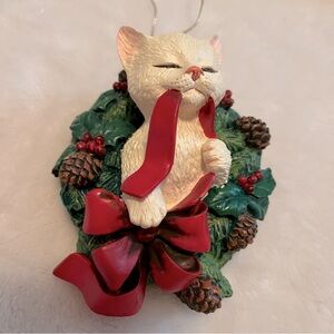 Lenox 1998 Christmas Cat in Wreath with Ribbon Ornament